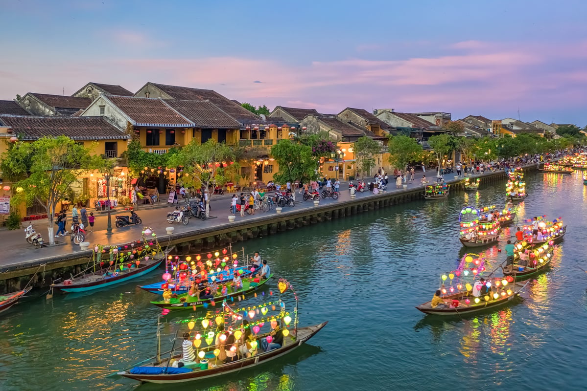 Både på floden i Hoi An