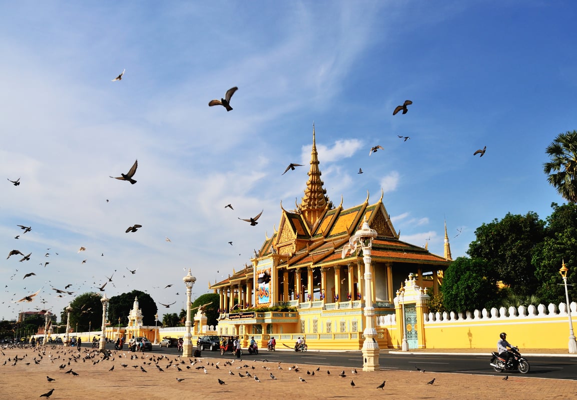 Visit the Phnom Penh Palace