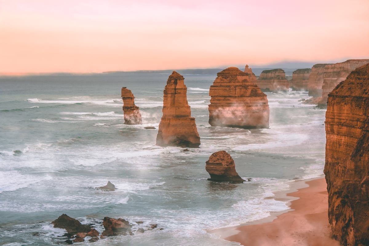 Drive along Great Ocean Road