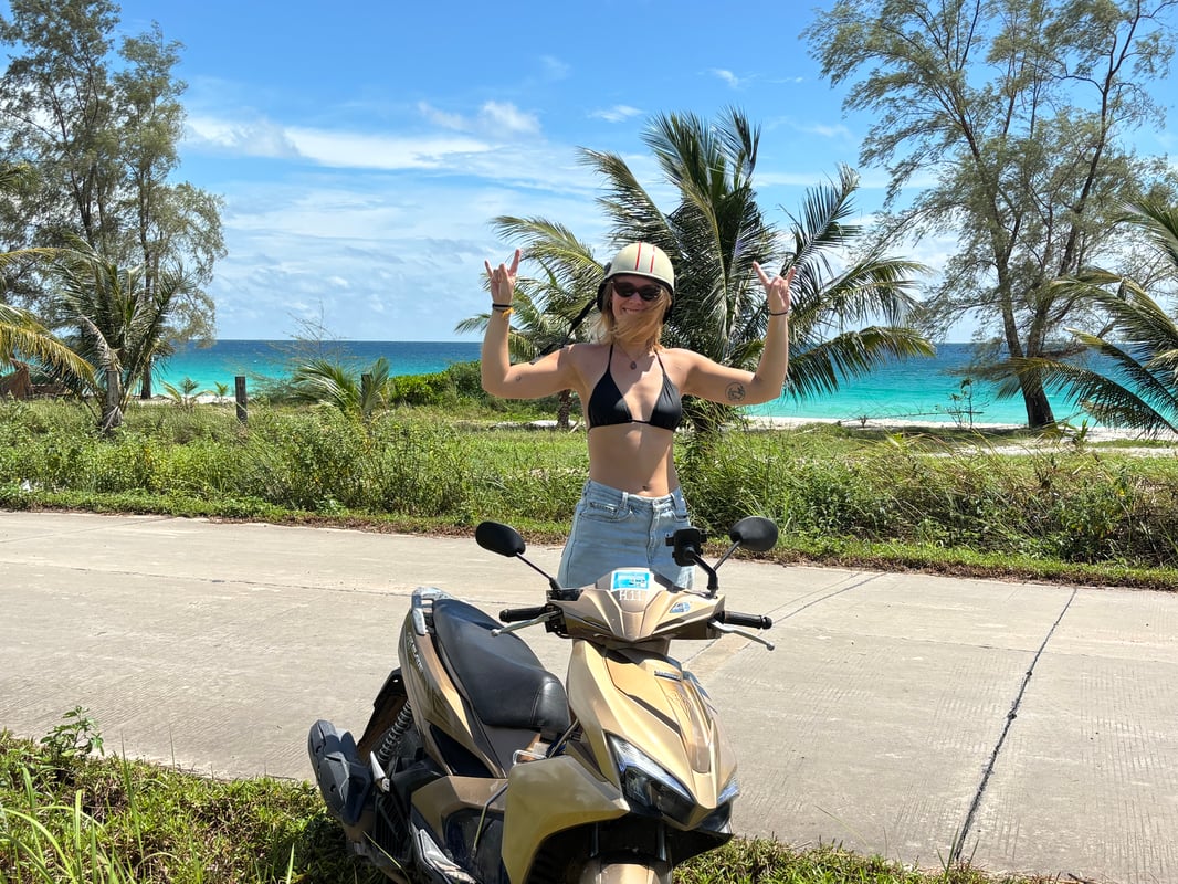 Udforsk Koh Rong på scooter