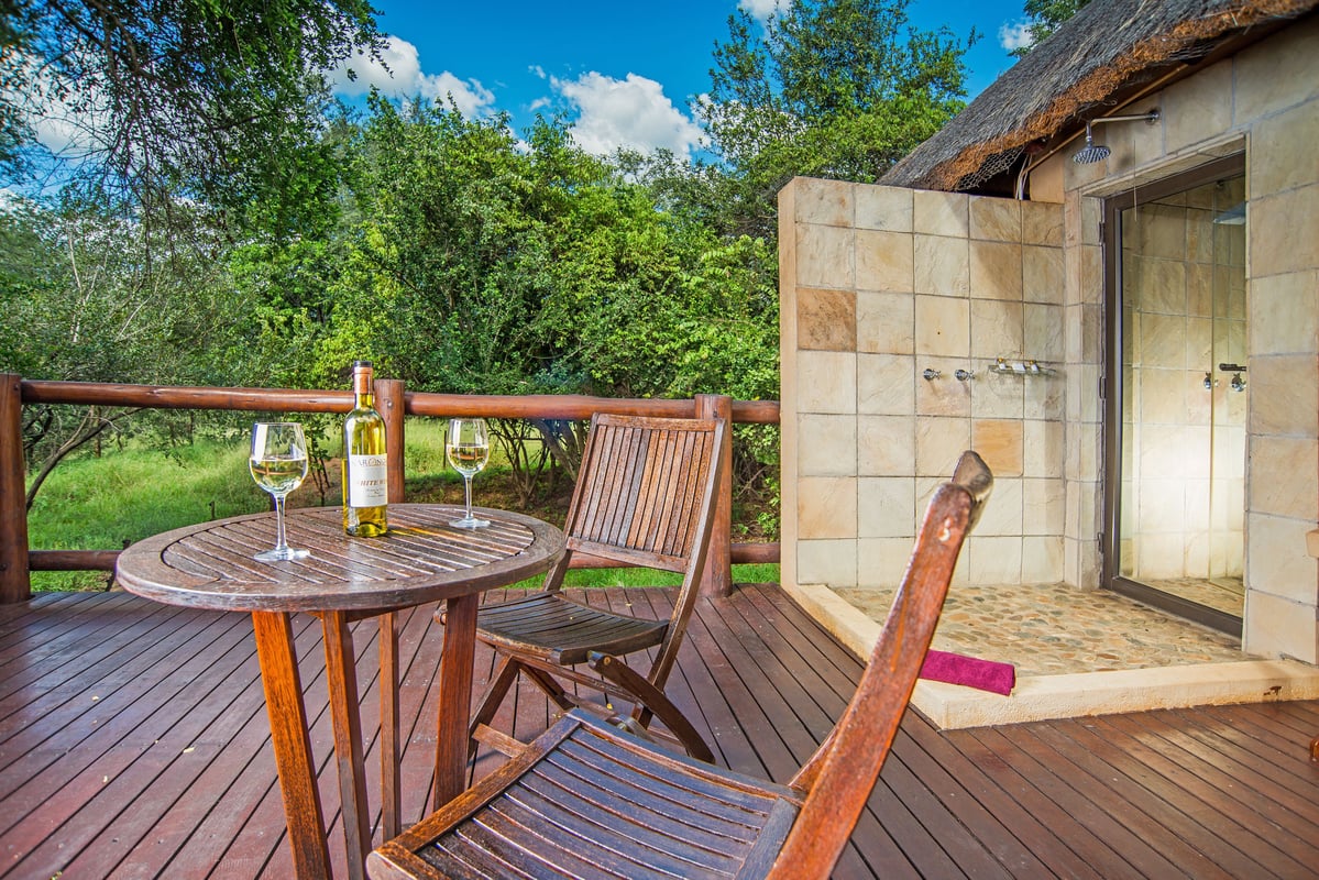 Shiduli Safari Lodge i Karongwe Game Reserve