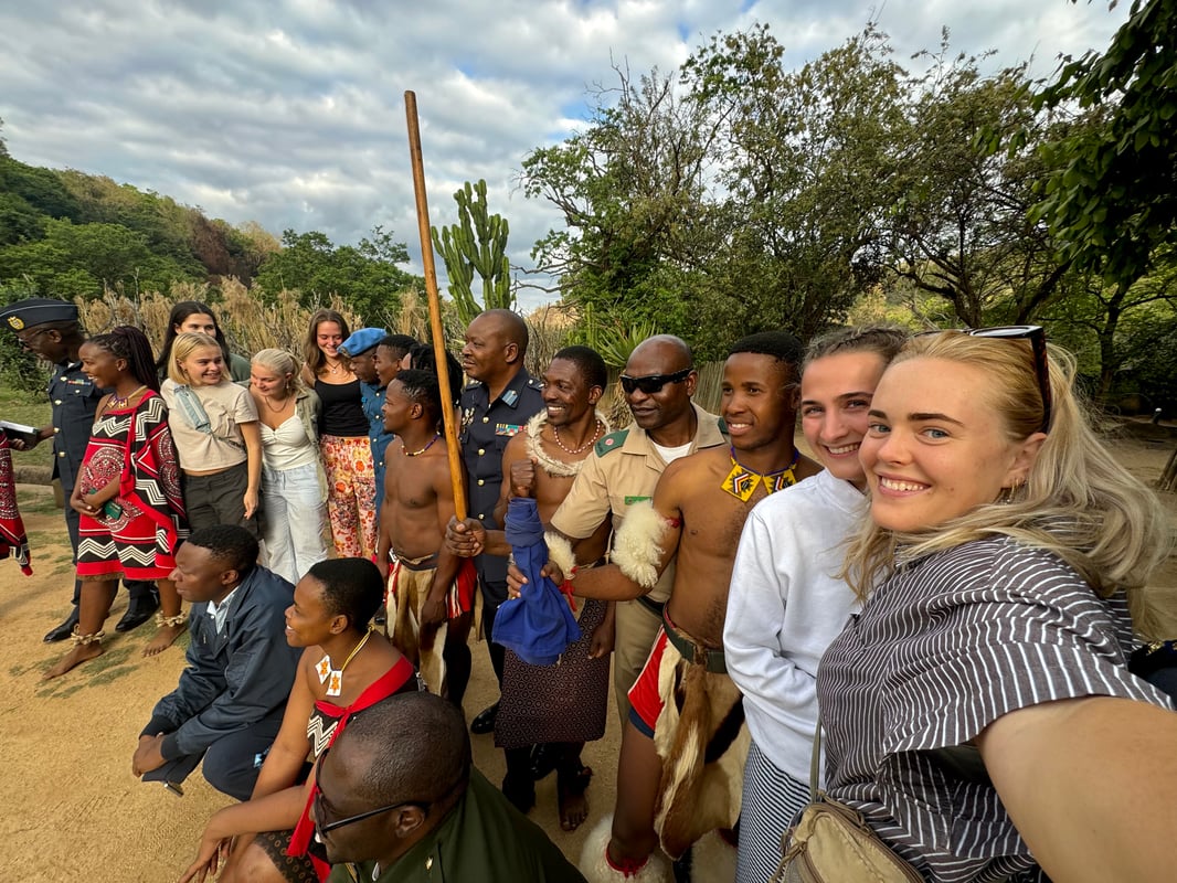 Mantenga Cultural Village