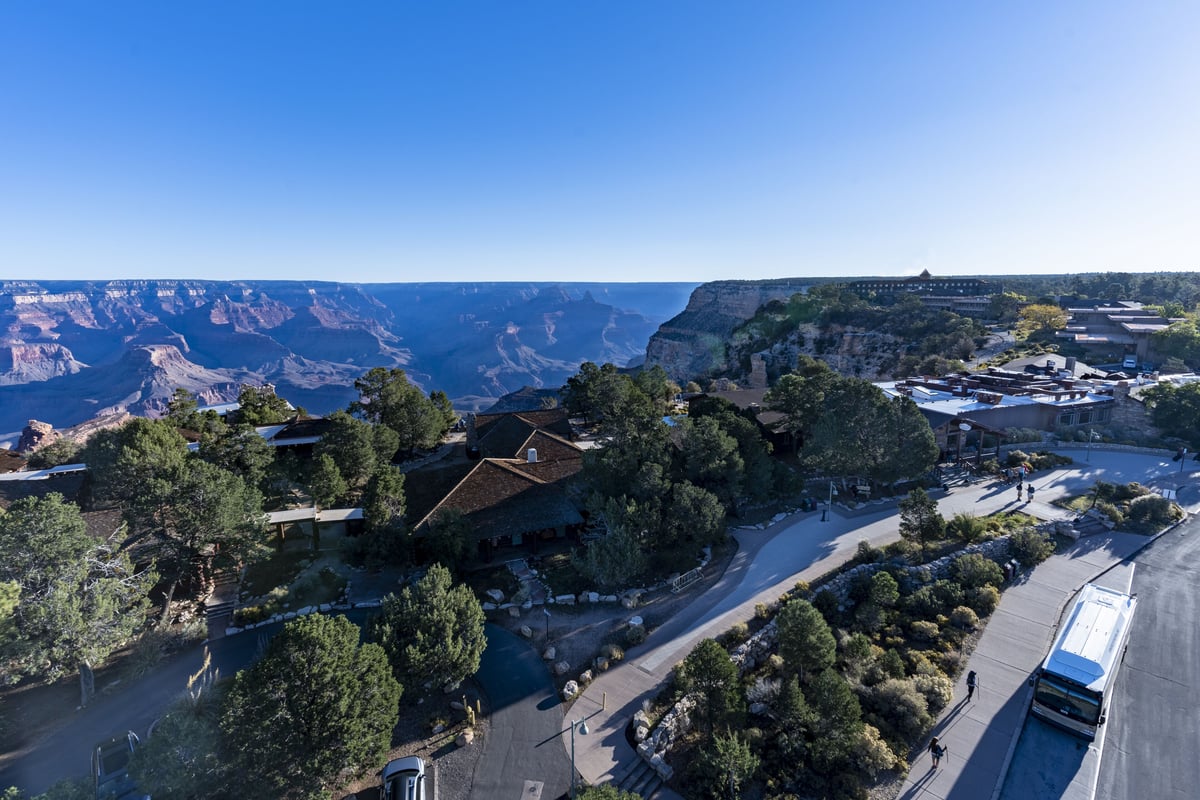 Lodgen ligger lige ved Grand Canyon