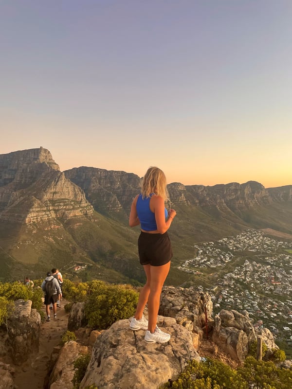 Utsikt över Kapstaden från toppen av Lions Head
