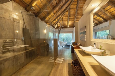 Karongwe River Safari Lodge