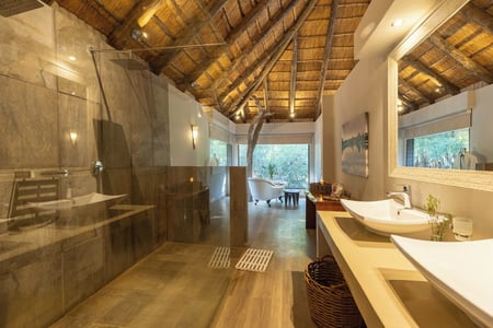 Karongwe River Safari Lodge