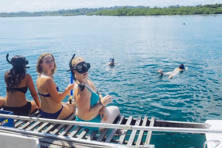 Go snorkling in the blue waters of Panama
