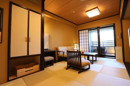 Store rummelige værelser på Suiun