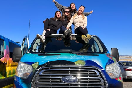Friends on a roadtrip 