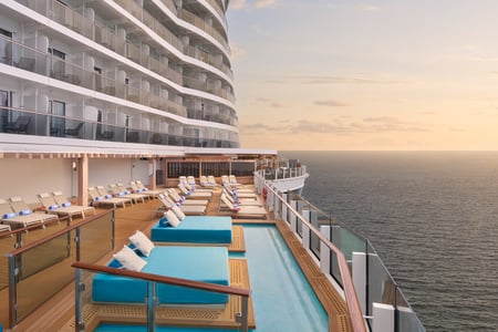 Ocean Boulevard på NCL Prima