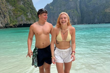 Nyd dagen på stranden