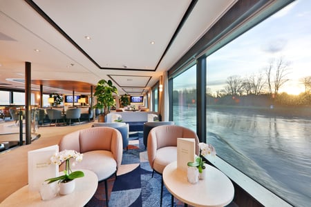 Lounge med udsigt på VIVA TWO