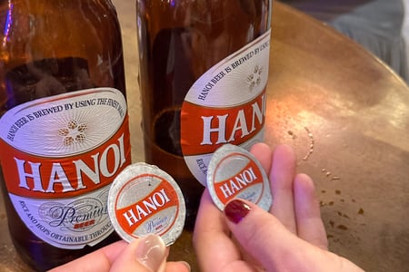 Drik Hanoi øl i Hanoi
