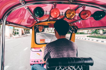 Oplev Bangkok med tuk tuk