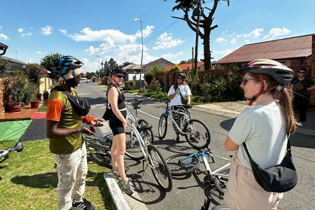 Upptäck lokallivet på cykel