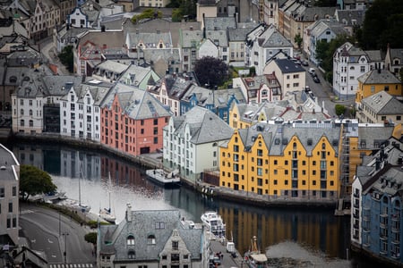 Udforsk den maleriske by Ålesund