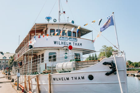 M/S Wilhelm Tham er et klassisk kanalskib