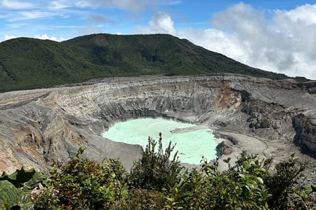 Explore Costa Rica's natural wonders