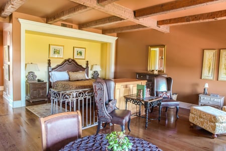 CaliPaso Winery & Villa
