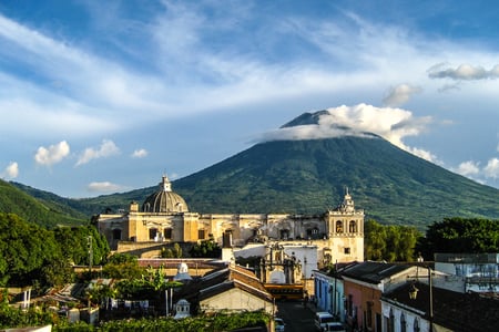 Explore the city of Antigua 
