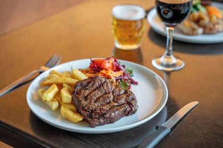 Middag midt i outbacken