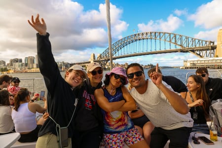Cruise through Sydney harbour