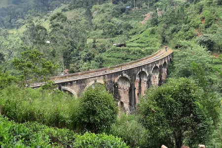 Den legendariske Nine Arch Bridge