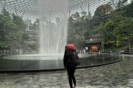 Changi Airport är en upplevelse i sig. 