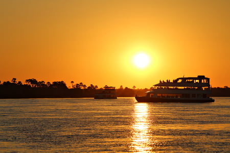 Sundowner cruise på Zambezi