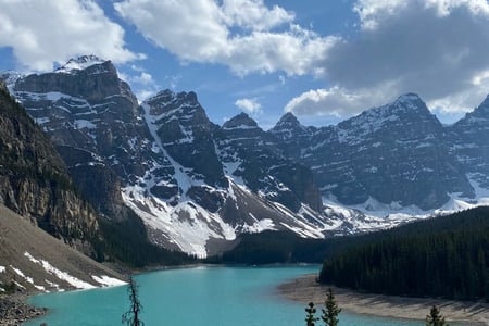 Explore Canada's famous lakes 
