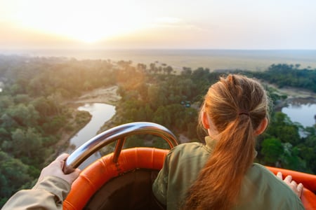 Tag på ballonsafari over de betagende landskaber