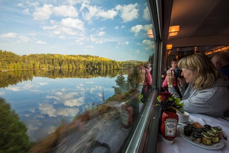VIA Rail-tåget tvärs över Kanada