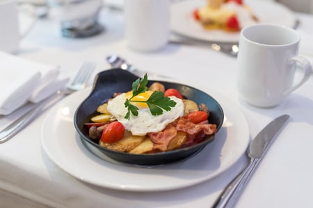 Morgenmad ombord på Rocky Mountaineer