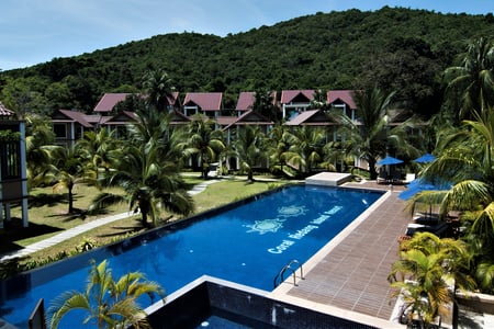 Dejligt poolområde på Coral Redang Island Resort