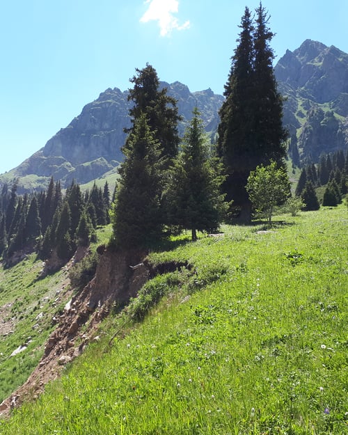 Explore the beauty of Kazakhstan
