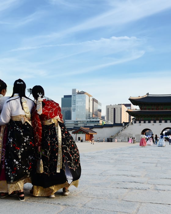 Group of girls at a palace in Seoul