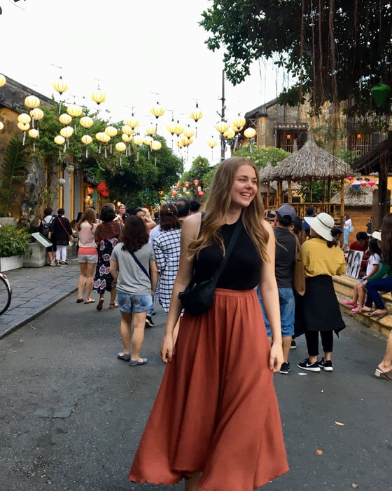Girl in Vietnam 