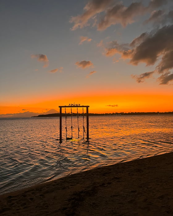 Magiska solnedgångar på Gili Air. 