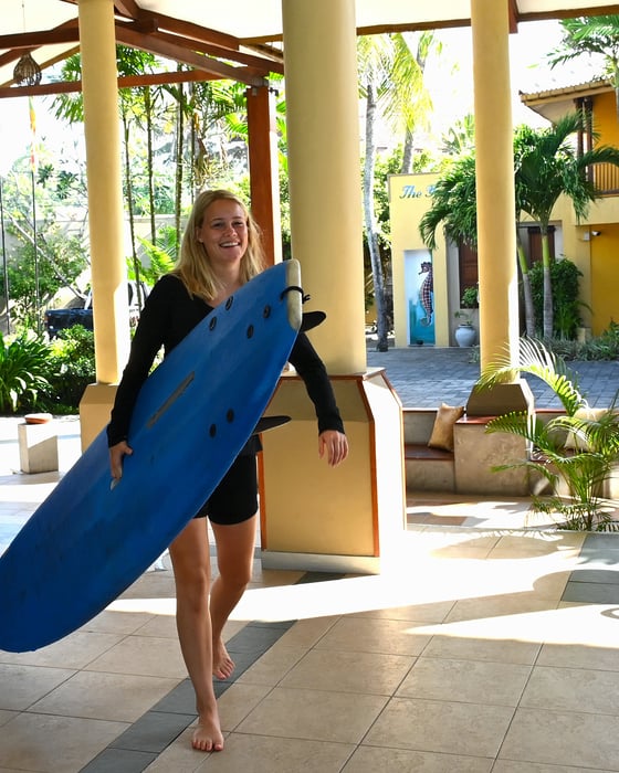 Surf girl