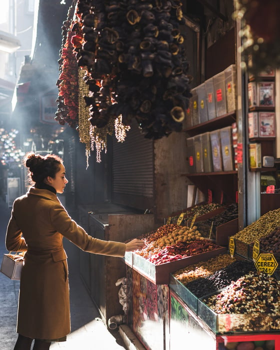 Markets and streets in Istanbul.