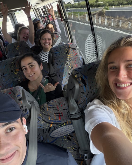 Tröffa andra på bussen!