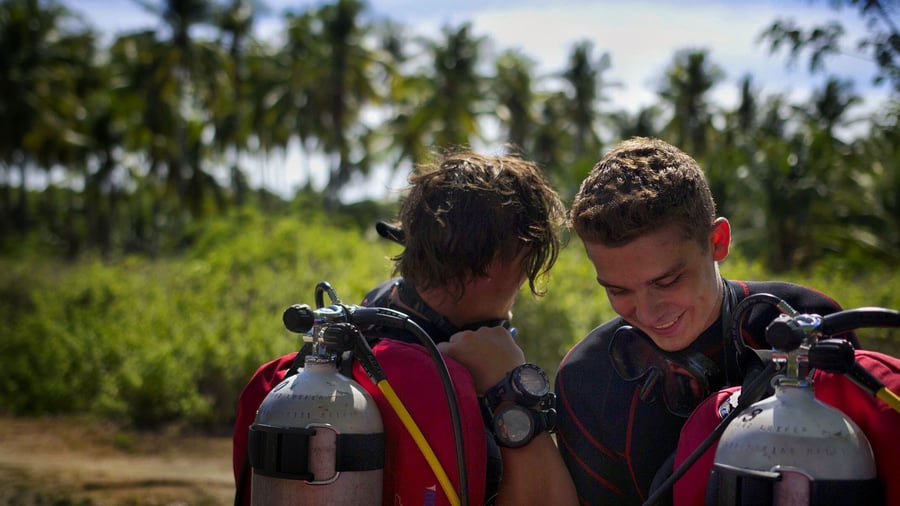 Join a marine conservation project