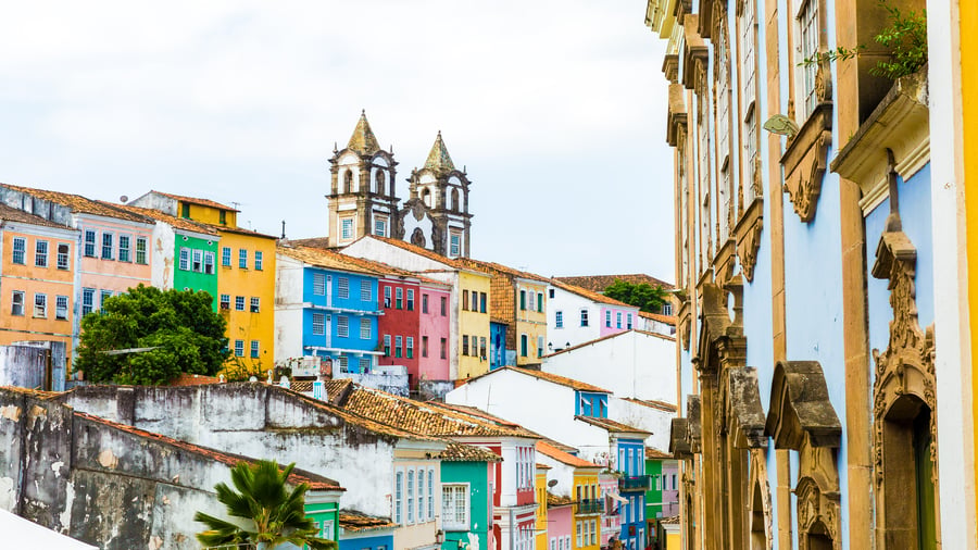 Farverige bygninger i Salvador, Bahia