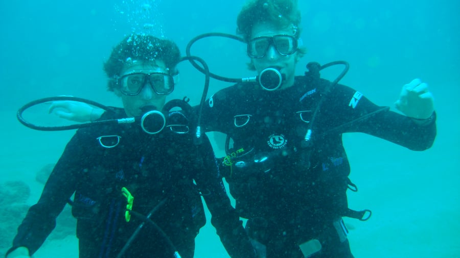 Earn your PADI certification