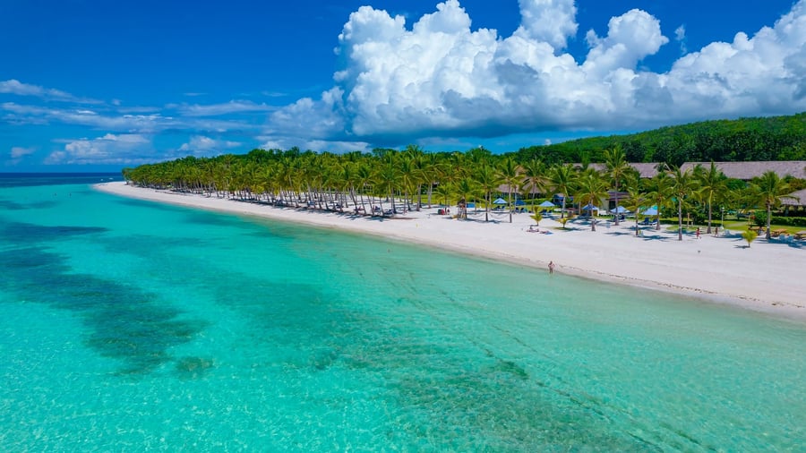 Stranden ved Bohol Beach Club i Panglao
