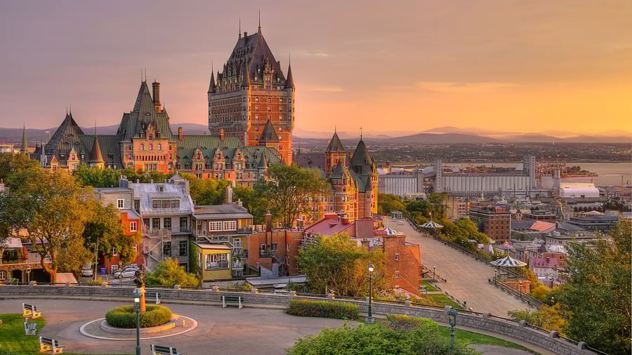 Solopgang over Quebec City, Canada