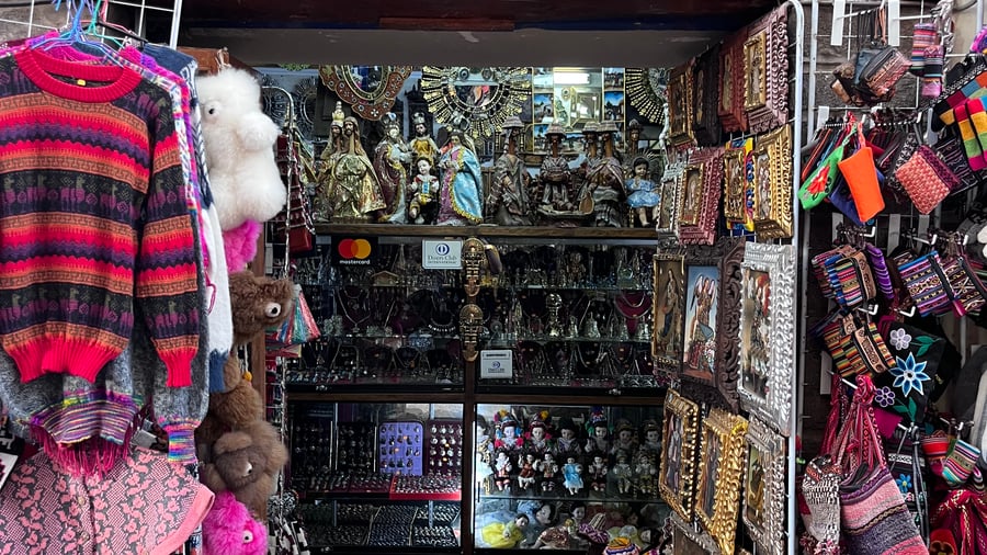 Små butikker i Cuscos gader