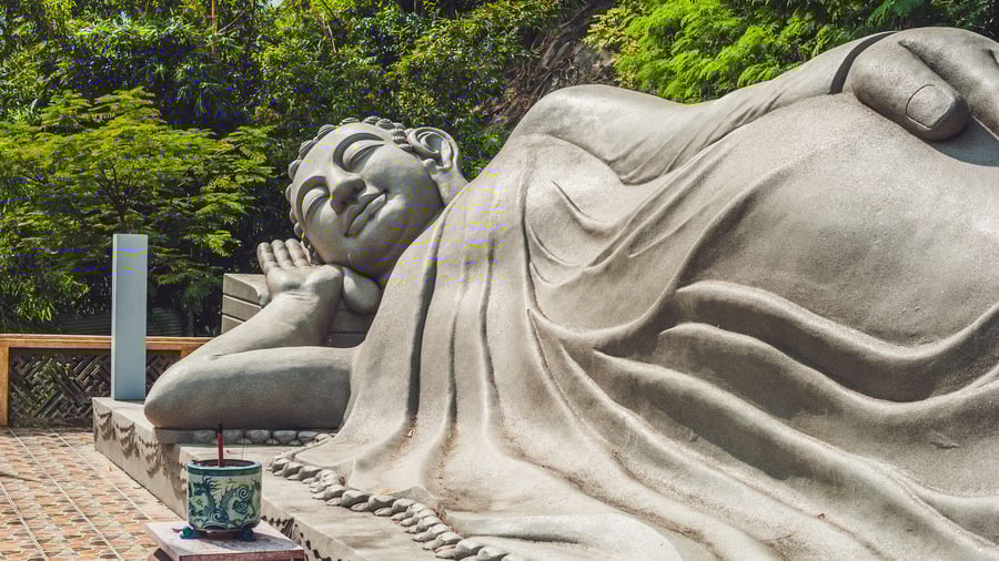 Sovende Buddha ved Long Son-pagodaen i Nha Trang