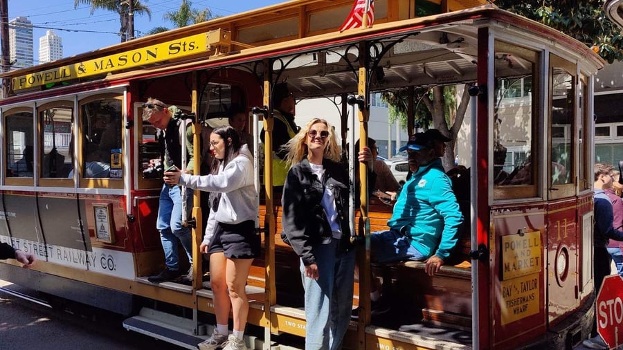 San Francisco cable car