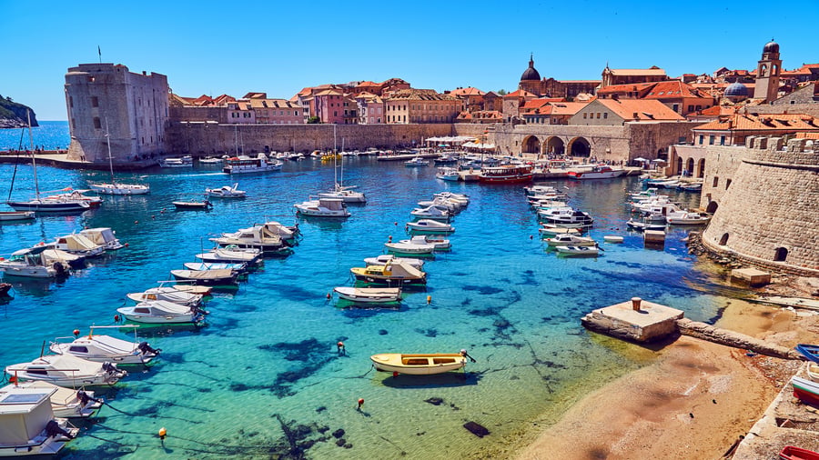 Den historiske perle Dubrovnik ved Adriaterhavet